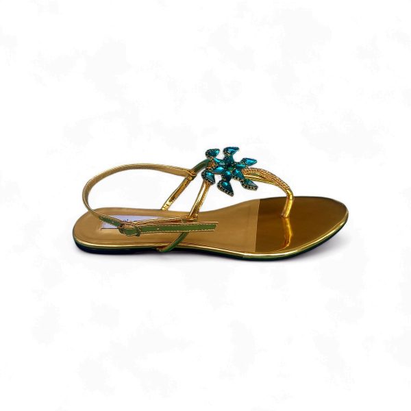 woman flat shoes