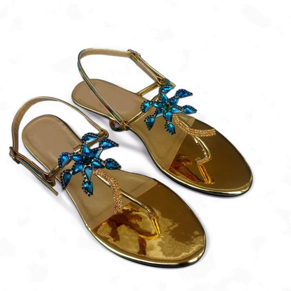 woman flat shoes