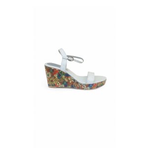 Woman shoes