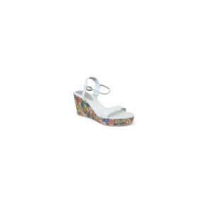 Woman wedges sandals