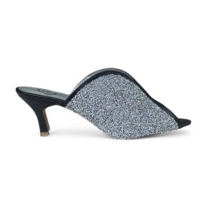 Woman sandals